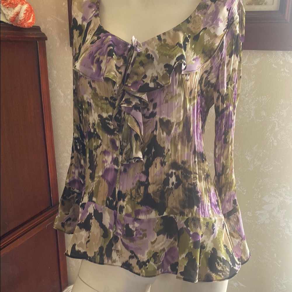 Scoop neck 3/4 sleeve pleated blouse flowy